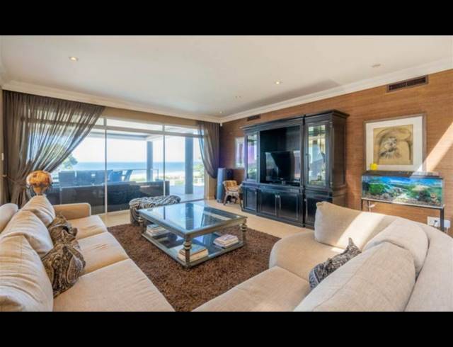 4 BEDROOM HOUSE FOR SALE IN UMHLANGA ROCKS